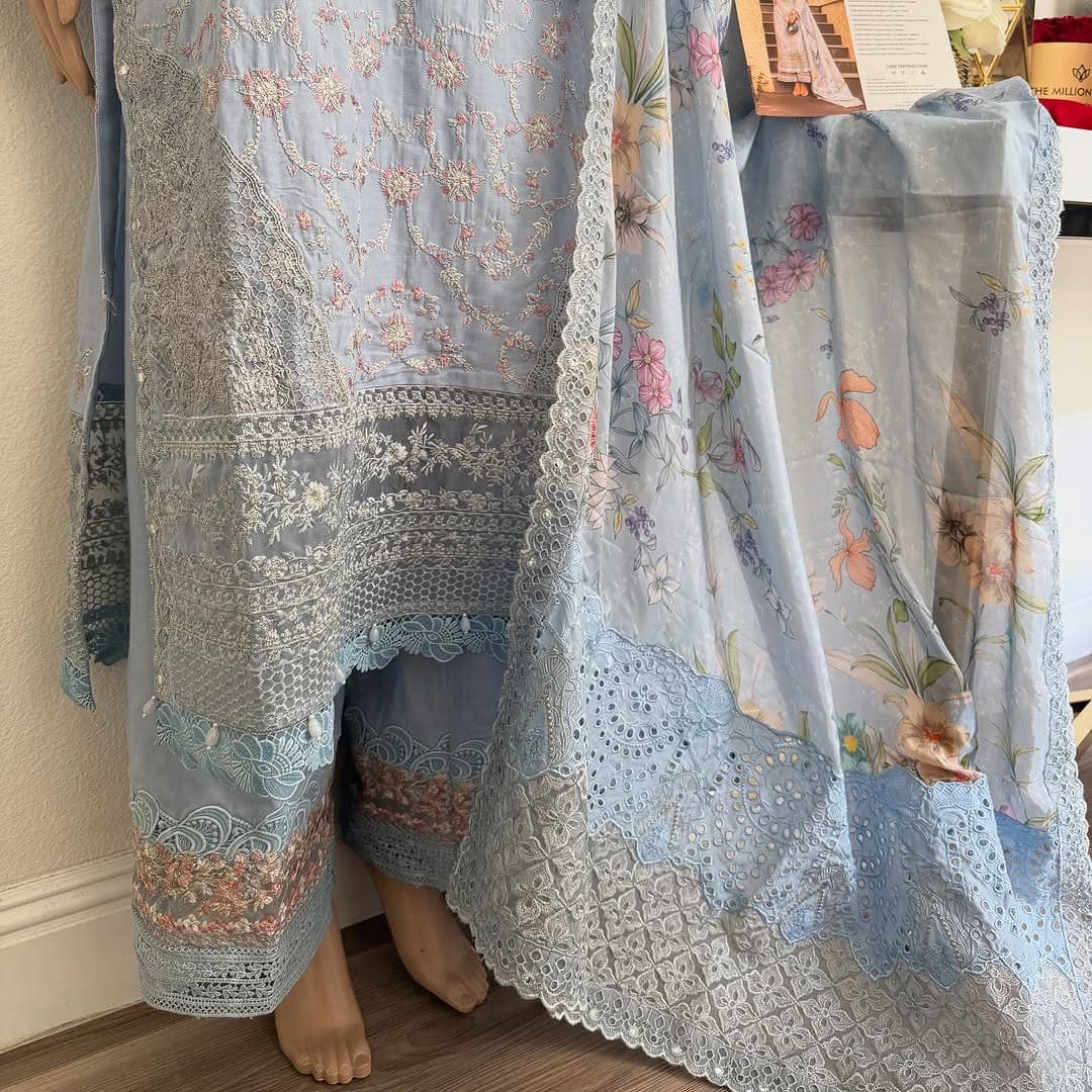 img_faiza_saqlain_awwal_boutique