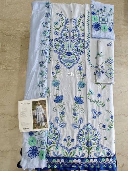 img_zaha_lawn_awwal_boutique