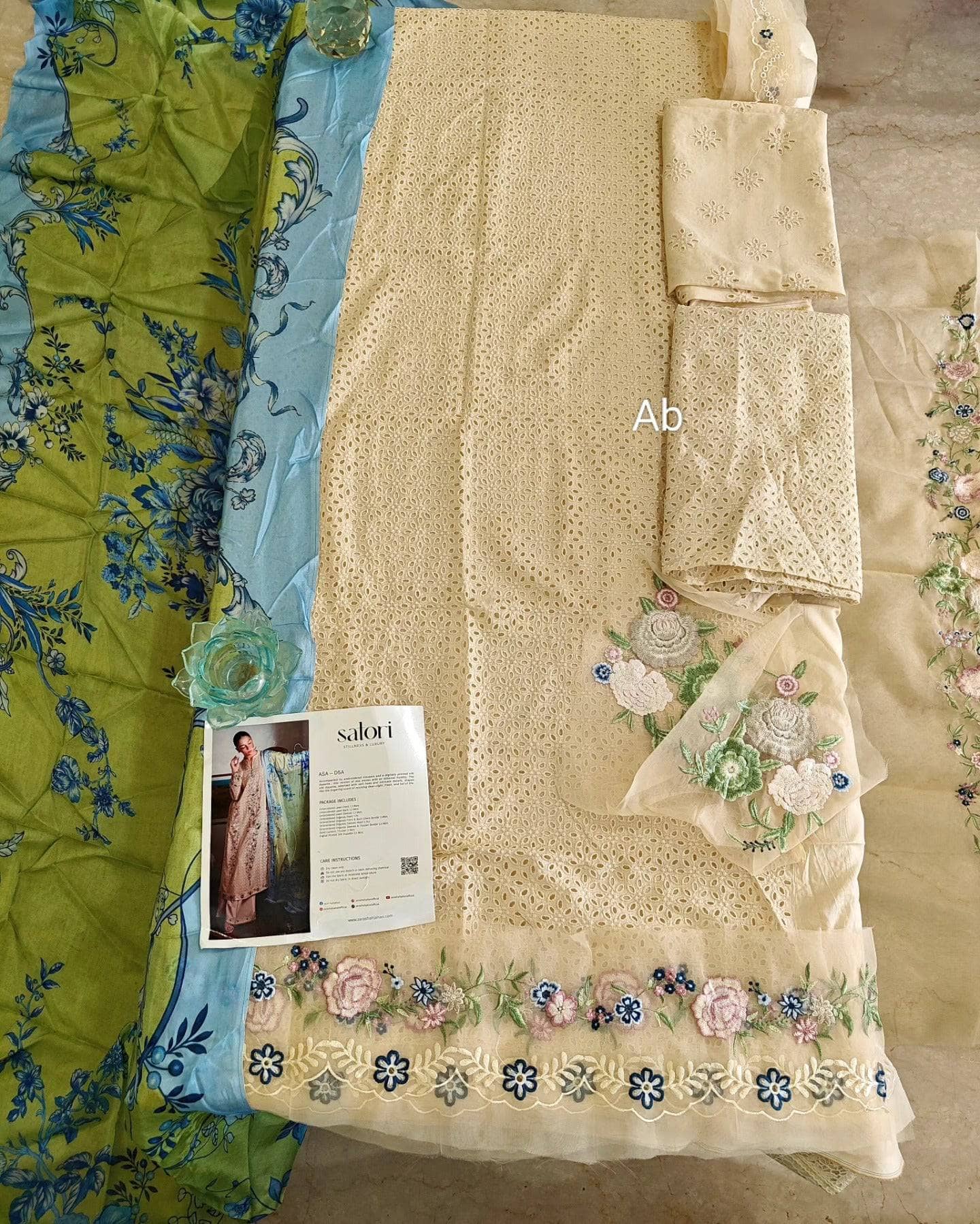 img_zara_shahjahan_lawn_awwal_boutique