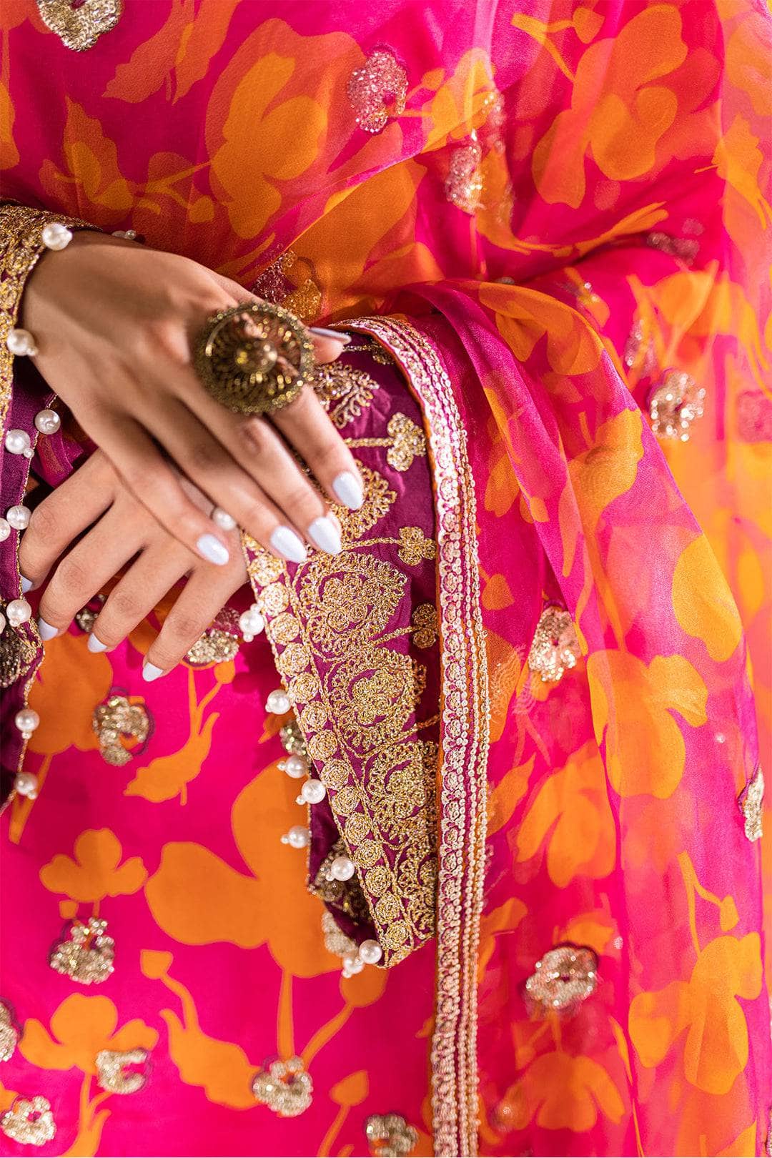 img_nureh_silk_awwal_boutique