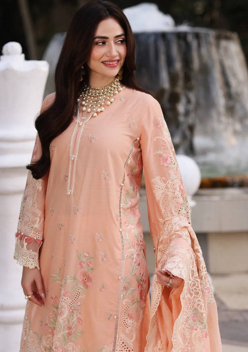 img_elaf_festive_chikankari_23_awwal_boutique