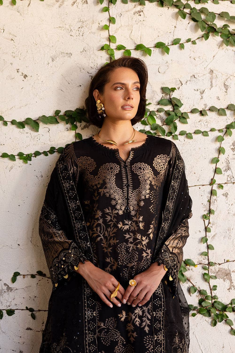 img_nureh_summer_jacquard_exclusive_lawn_awwal_boutique