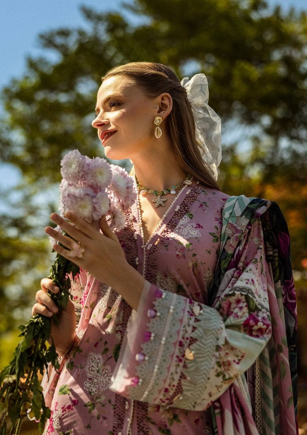 img_elaf_chikankari_awwal_boutique