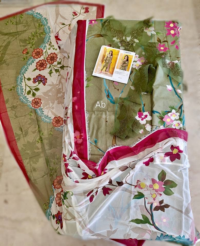 img_m_basics_awwal_boutique