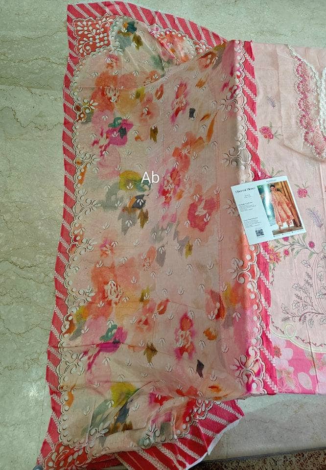 img_roheenaz_lawn_awwal_boutique