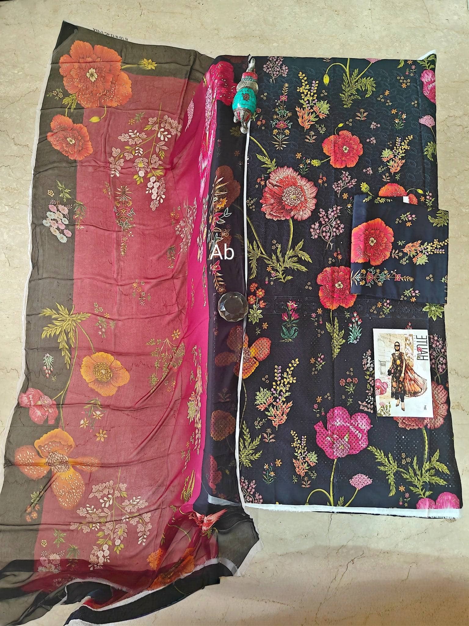 img_m_prints_awwal_boutique