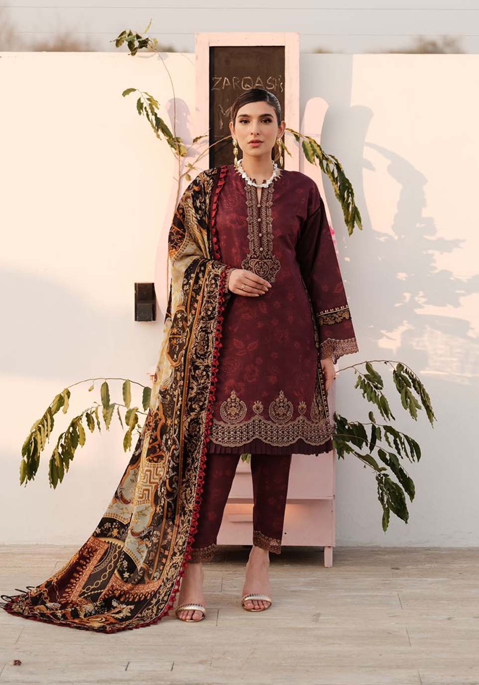 img_zarqash_luxe_lawn_awwal_boutique