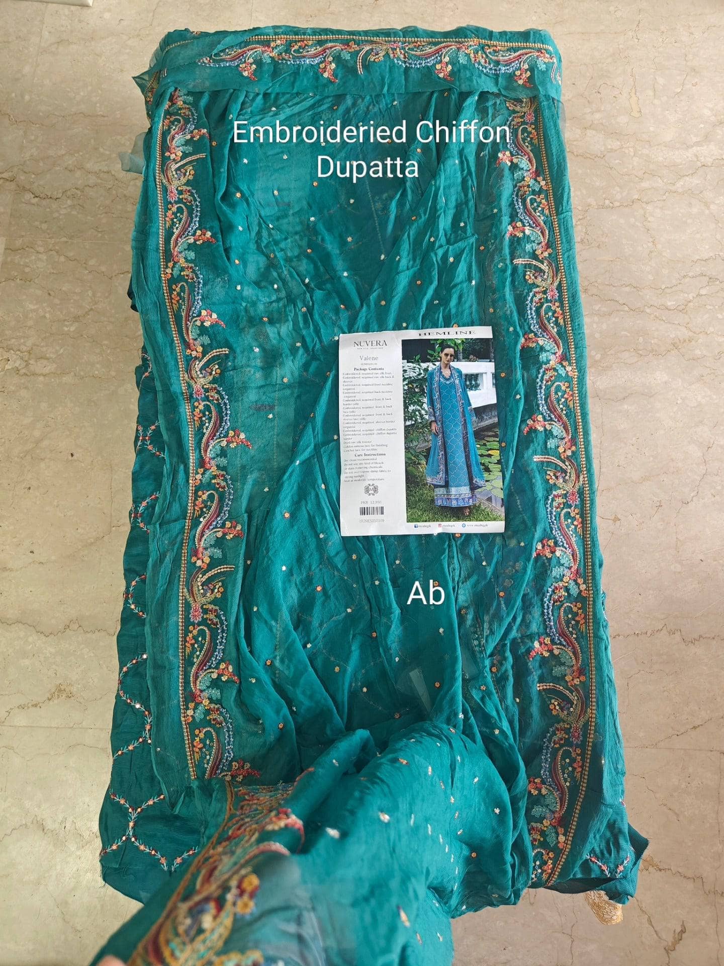 img_mushq_nuvera_silk_awwal_boutique