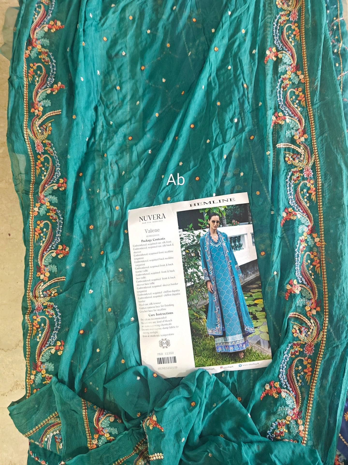 img_mushq_nuvera_silk_awwal_boutique