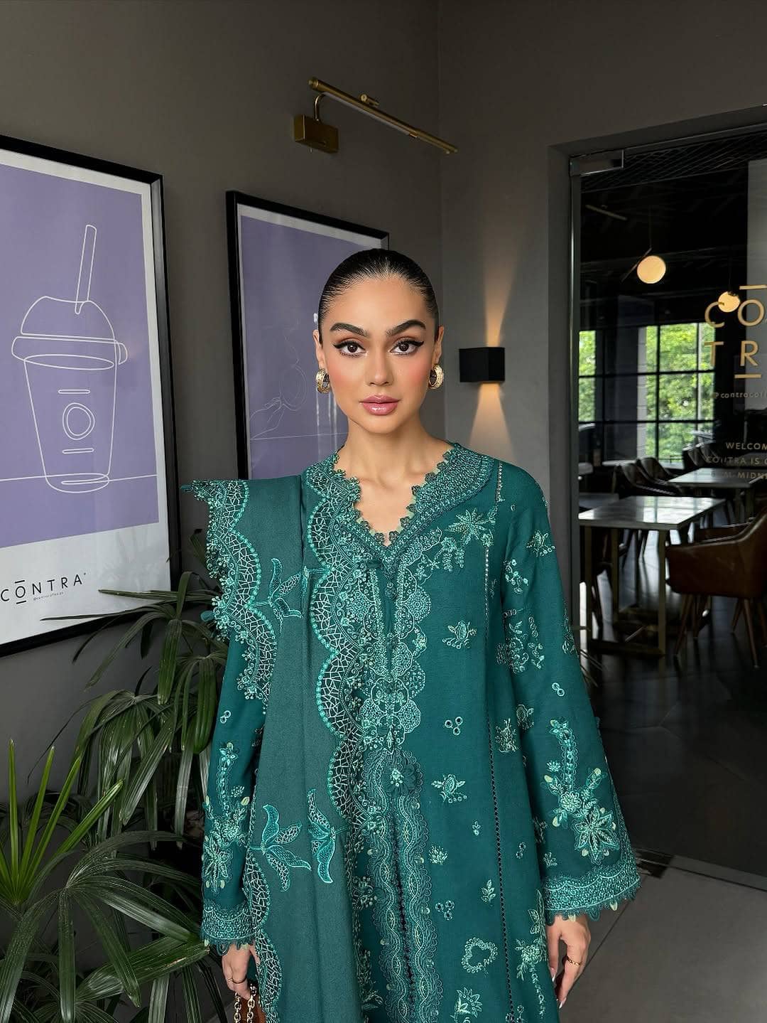 img_spotted_in_qalamkar_q_line_linen_awwal_boutique