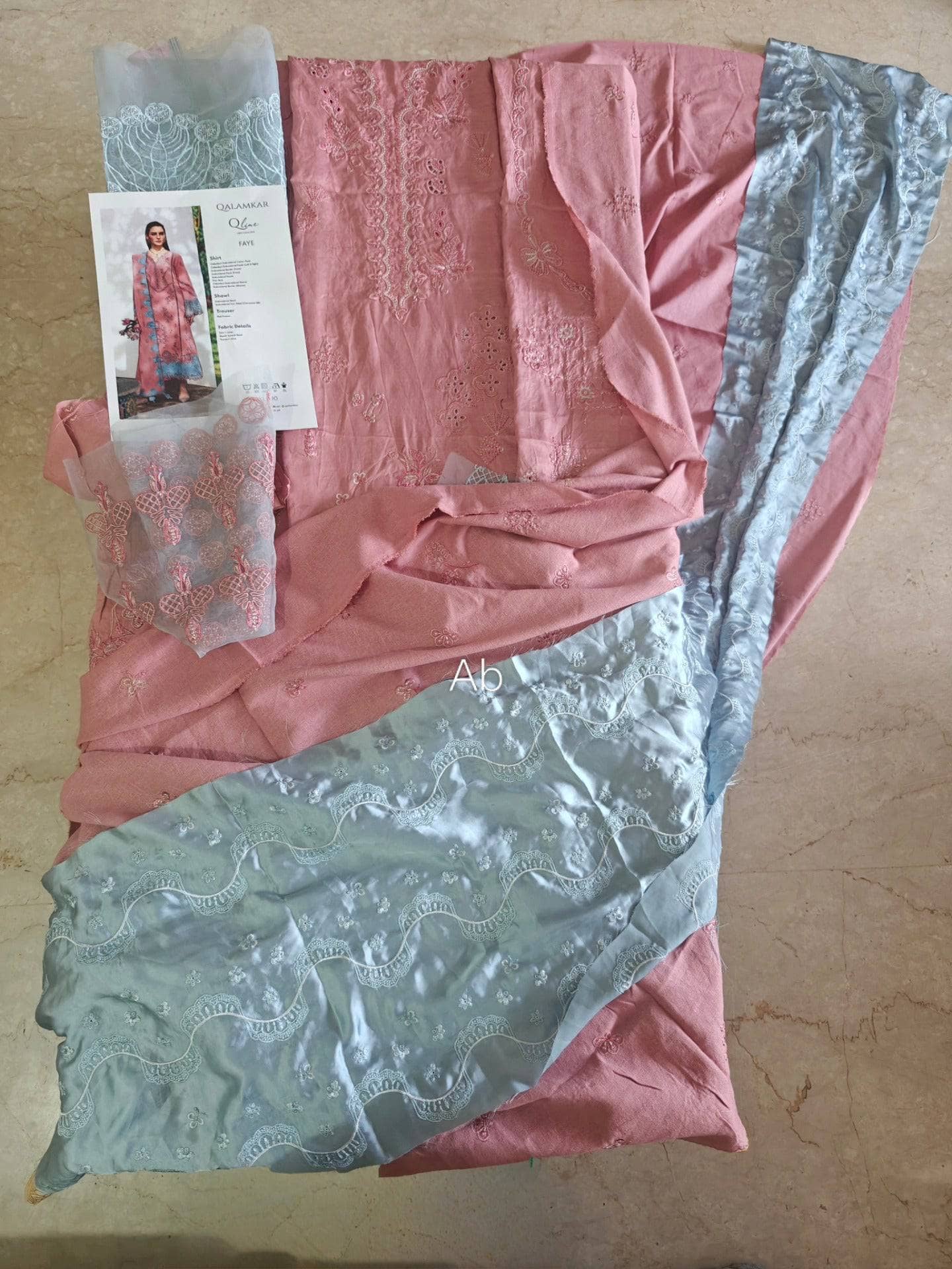 img_qalamkar_q_line_linen_awwal_butique