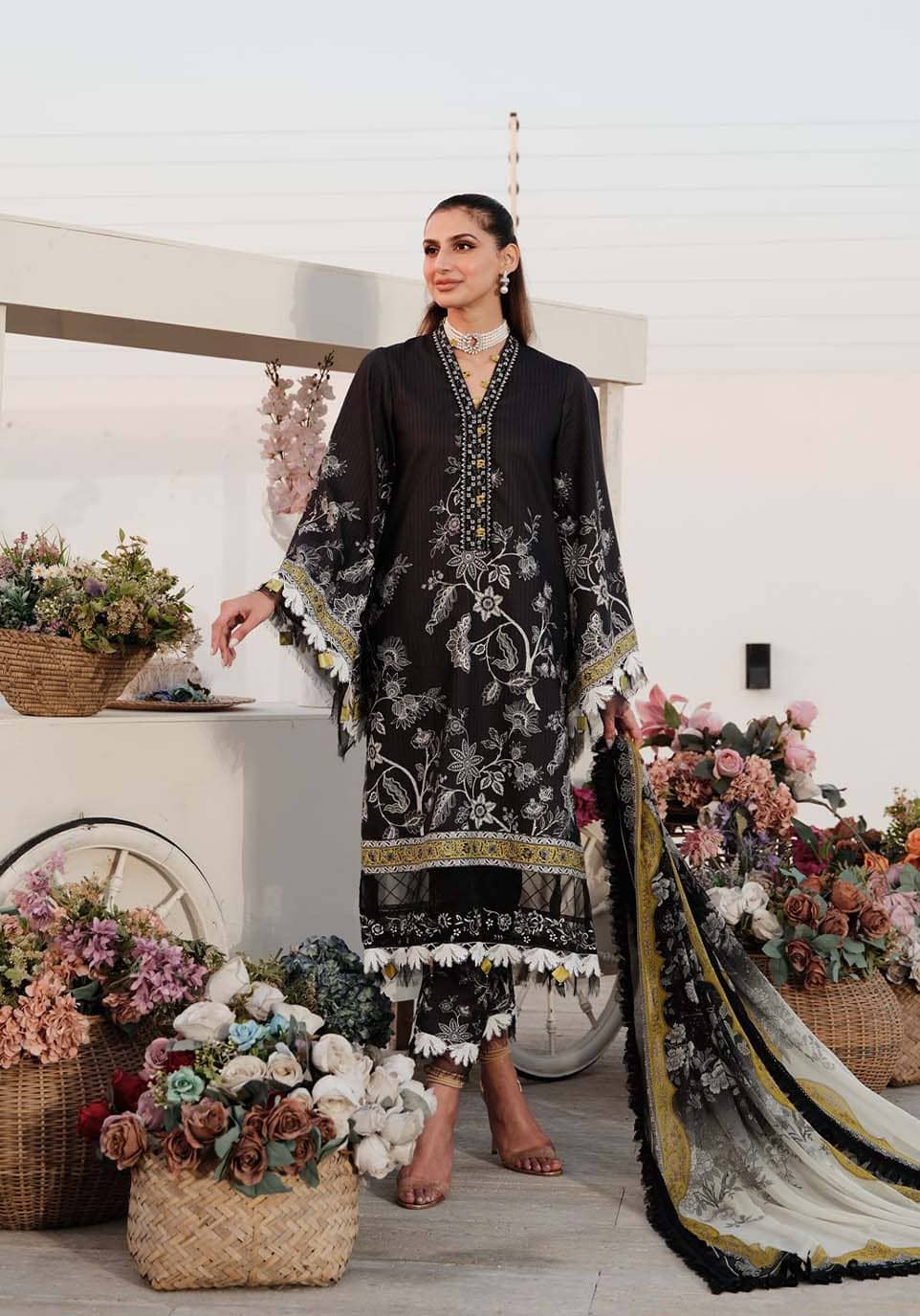 img_zarqash_luxe_lawn_awwal_boutique