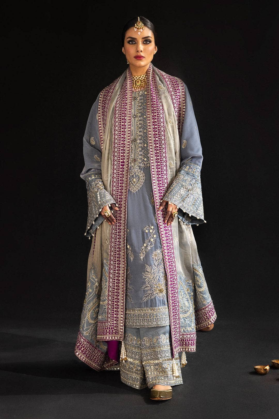 img_nureh_velvet_awwal_boutique