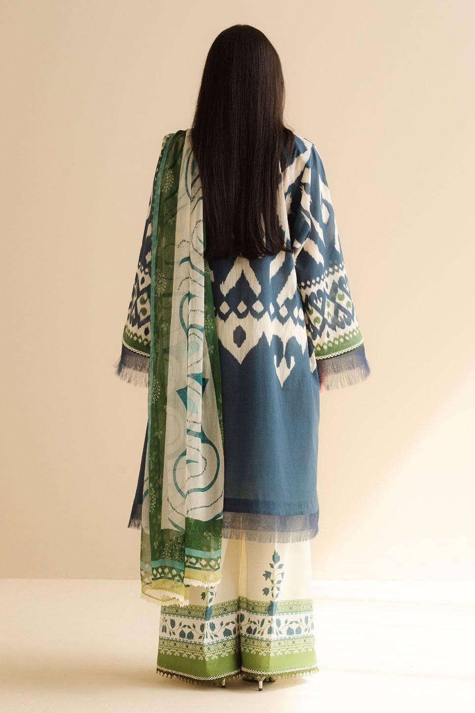 img_coco_prints_by_zara_shahjahan_awwal_boutique