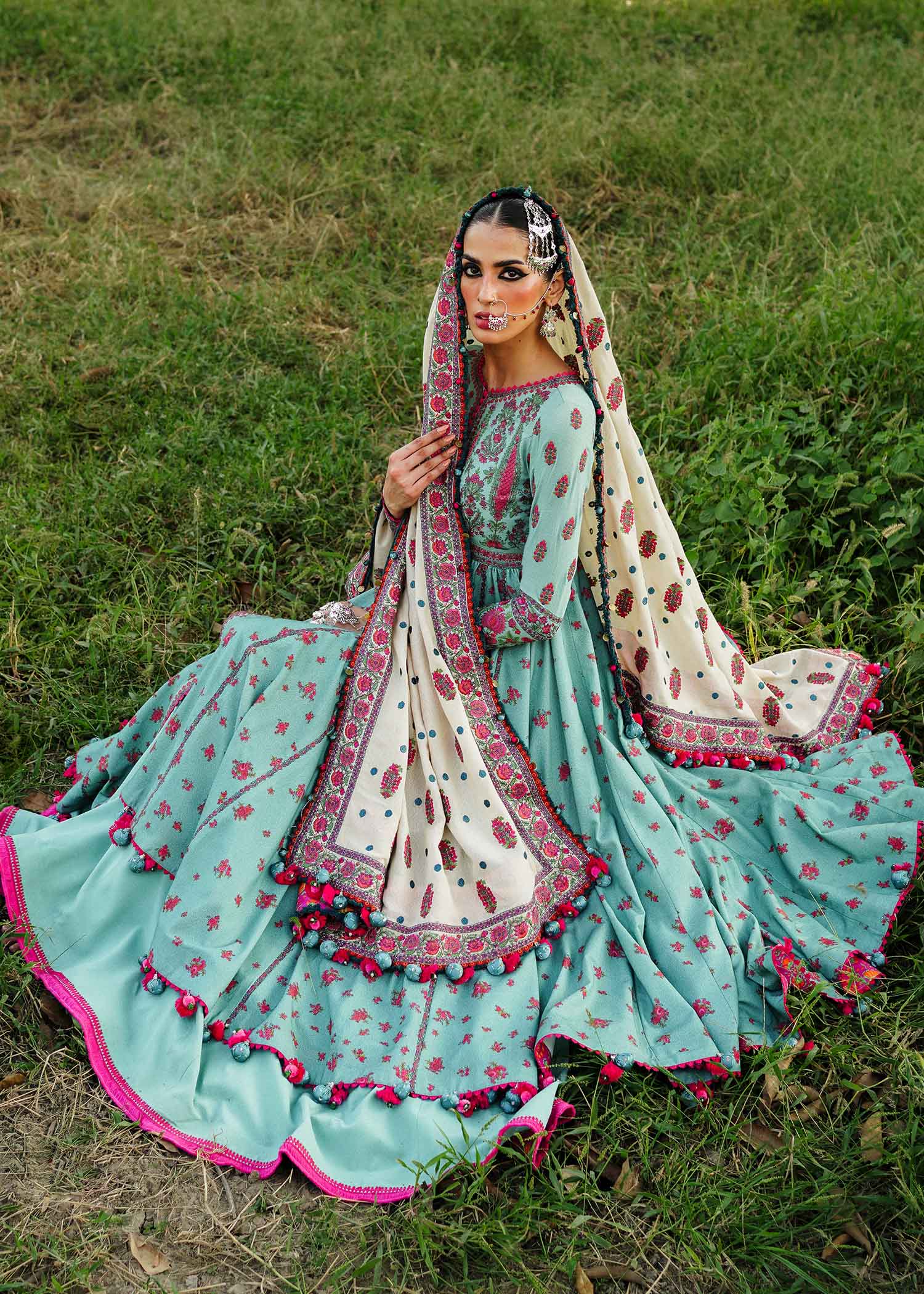 img_hussain_rehar_karandi_awwal_boutique