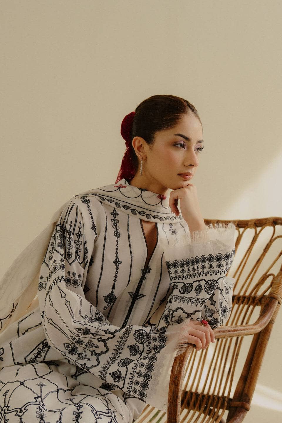 Coco Edit 2/Crisp White/iris 2B/Embroideried Cotton Dupatta