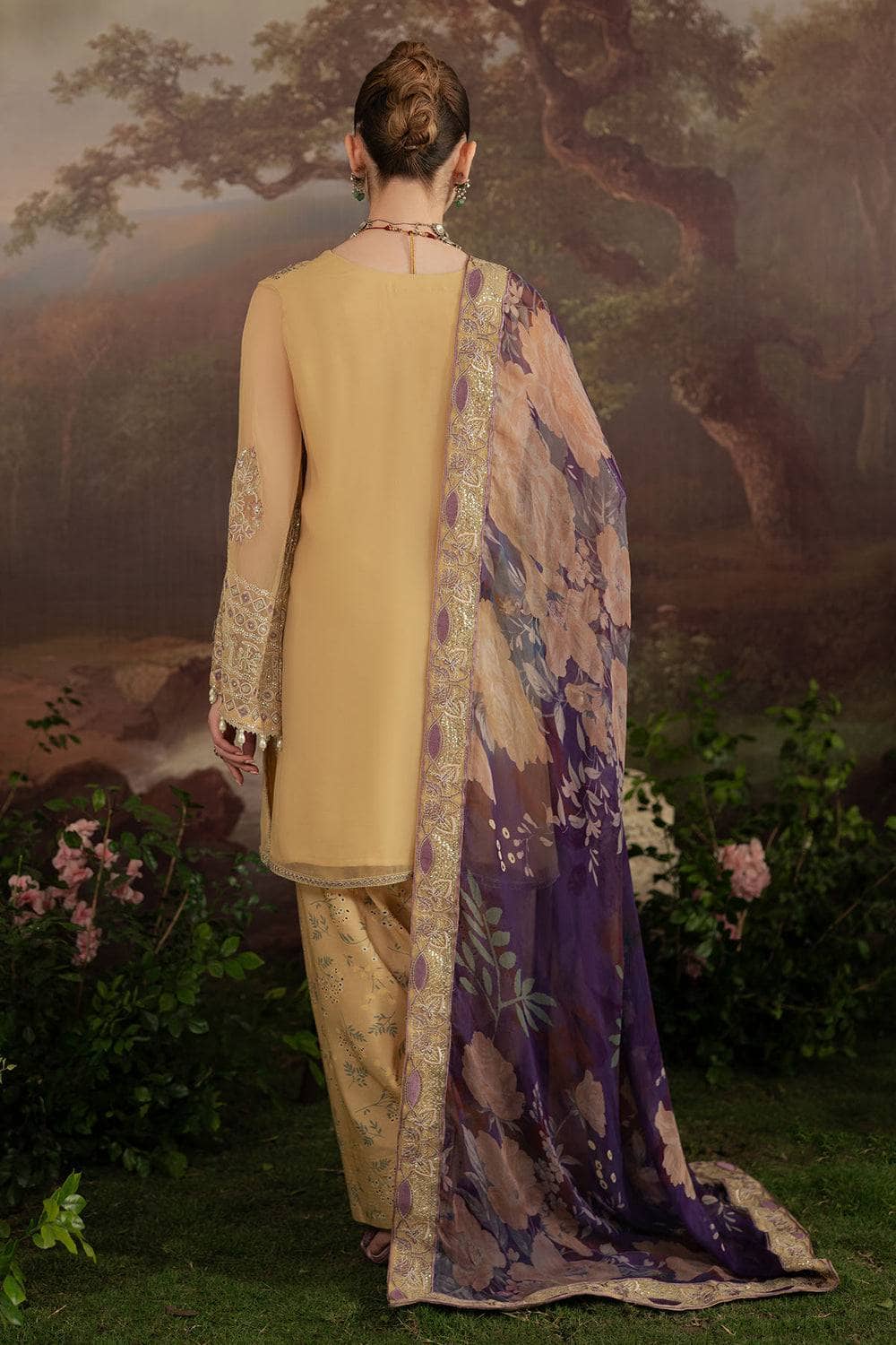 img_nureh_amaya_luxury_formals_awwal_boutique