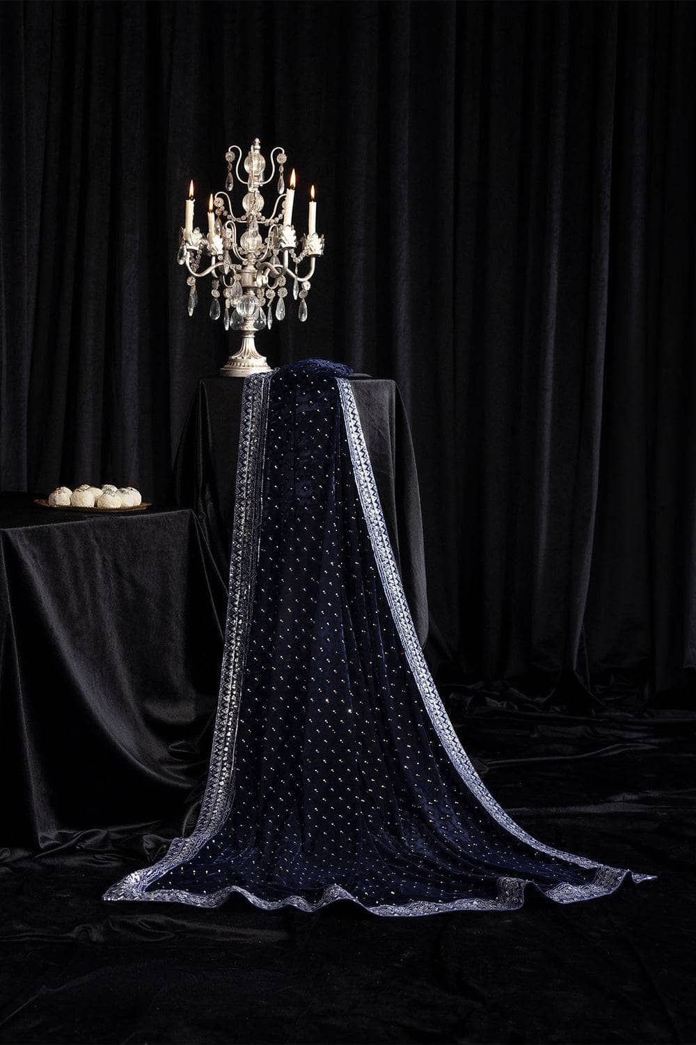 img_nureh_maya_velvet_awwal_boutique