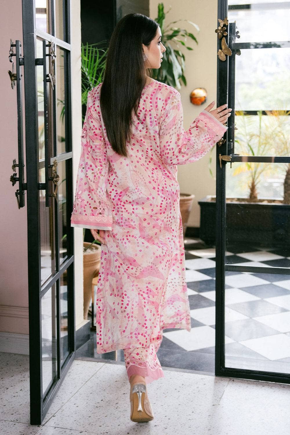 img_nureh_ballerina_awwal_boutique