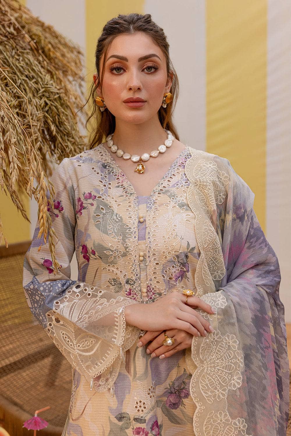 img_nureh_gardenia_lawn_awwal_boutique