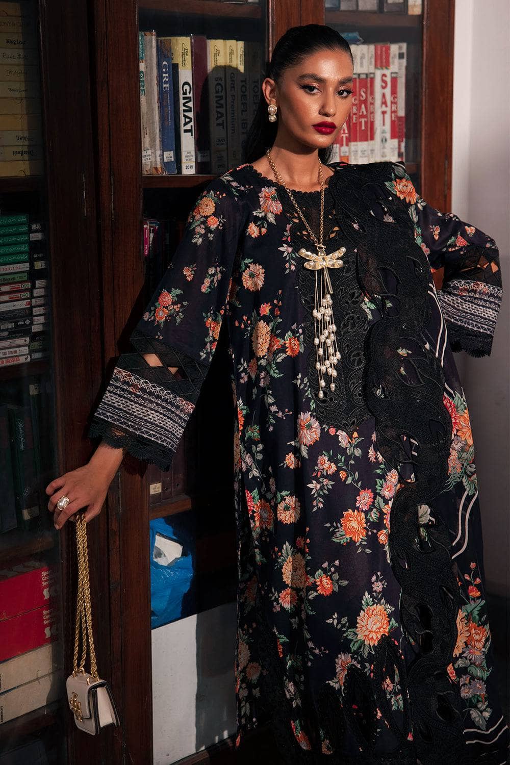 img_nureh_glam_girl_awwal_boutique