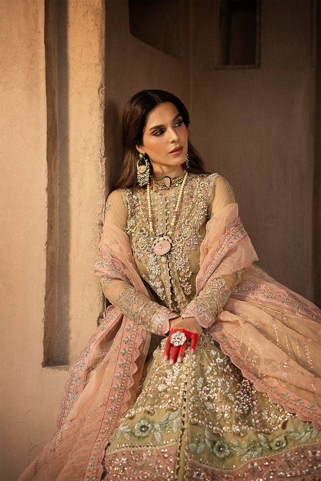 img_ajr_couture_awwal_boutique