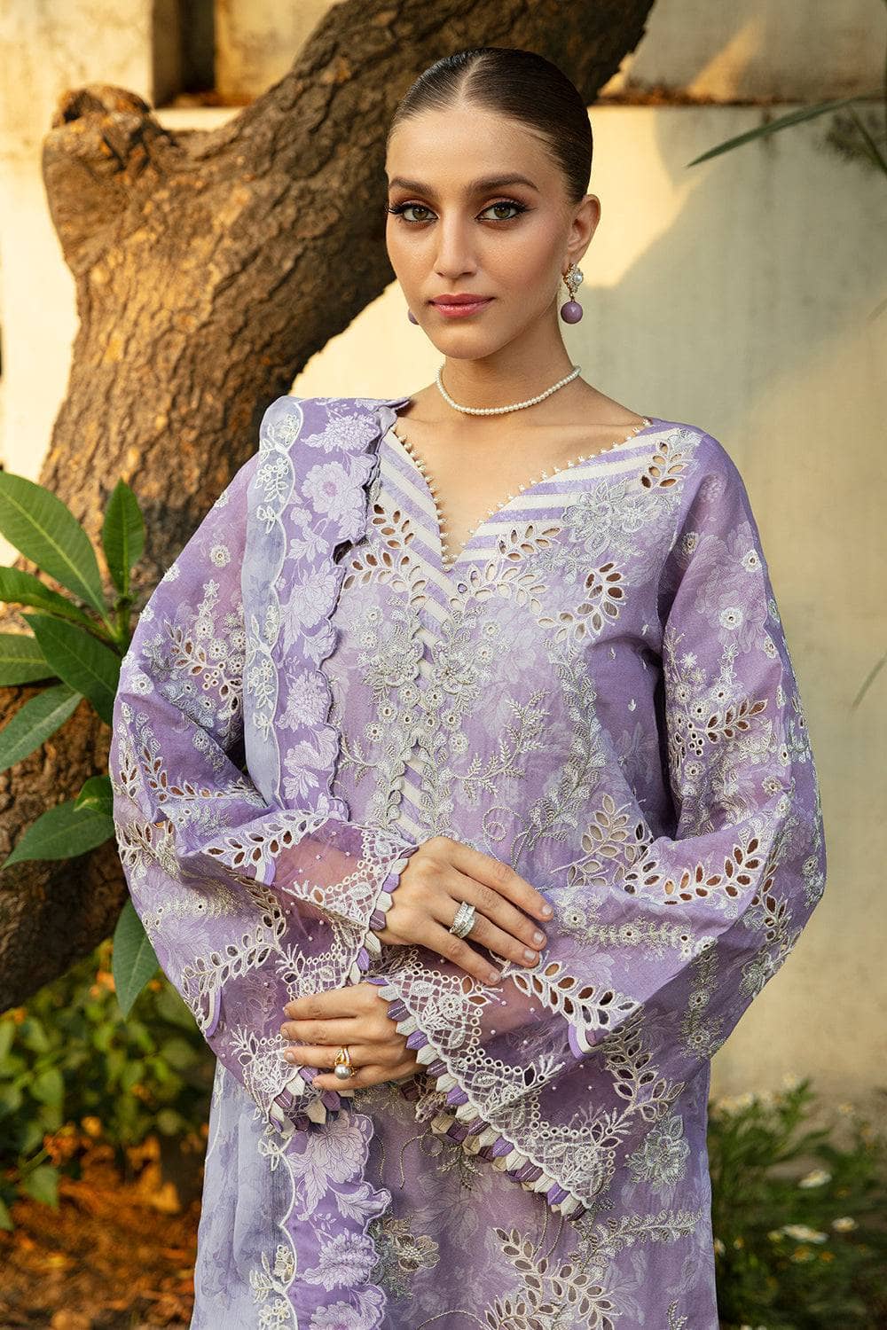 img_baroque_lawn_23_awwal_boutique