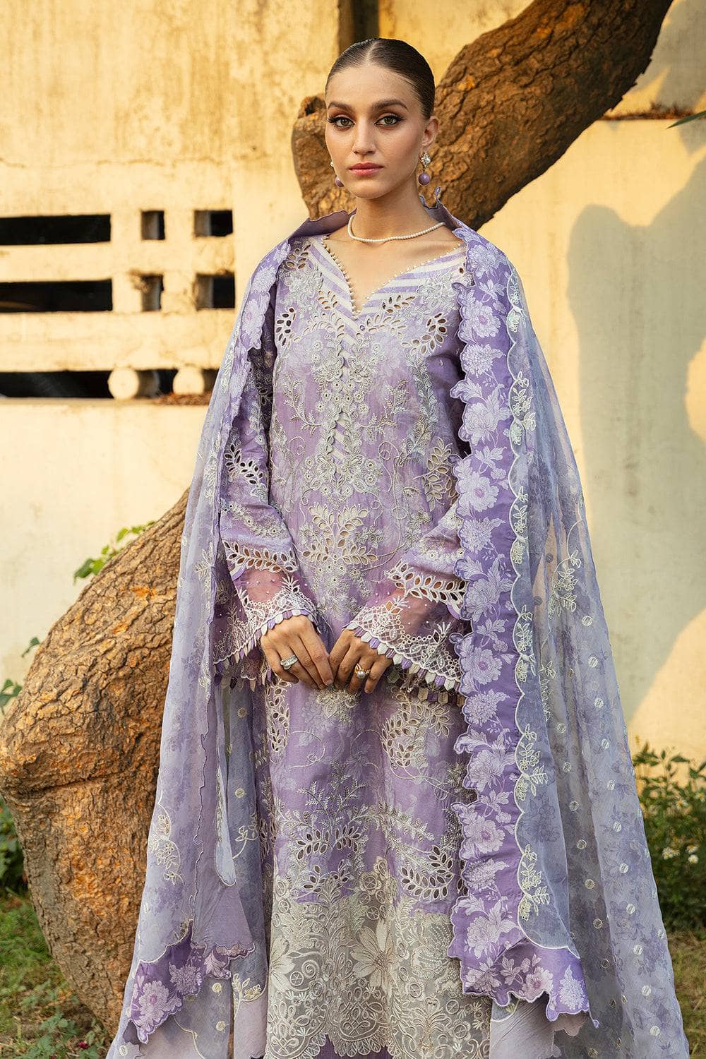 img_baroque_lawn_23_awwal_boutique