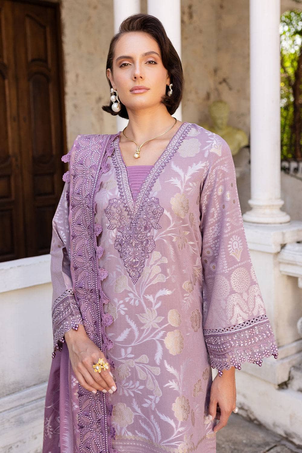 img_nureh_summer_jacquard_exclusive_lawn_awwal_boutique