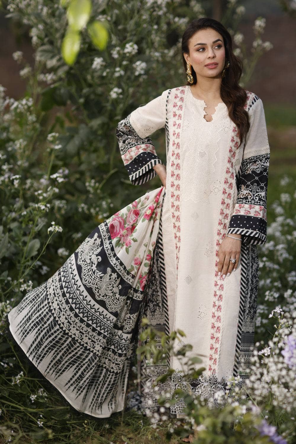 img_manara_by_maria_asif_baig_awwal_boutique