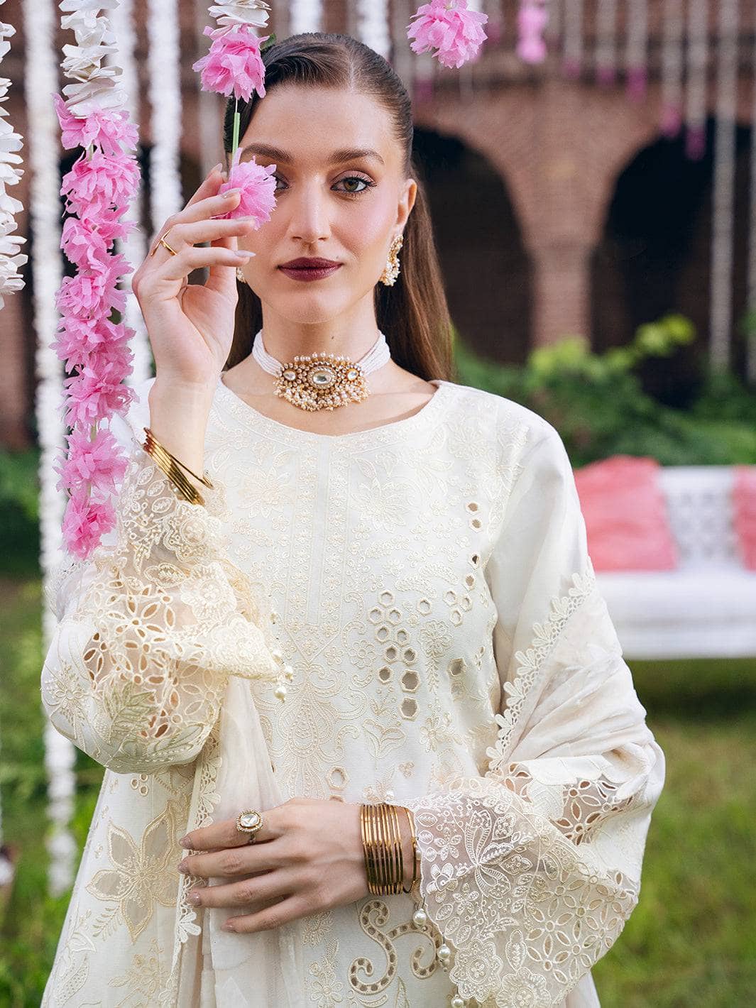 Mahnur Amelia Luxury Winter 26/Velvet Palachi Shawl/Corduroy/Ethereal Ivory/AM 13