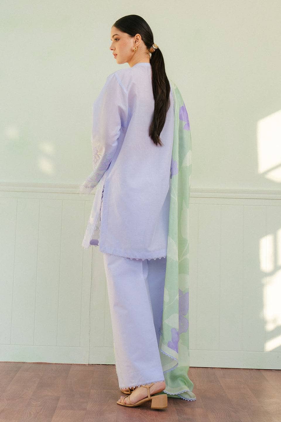 Img_coco_by_zara_shahjahan_awwal_boutique