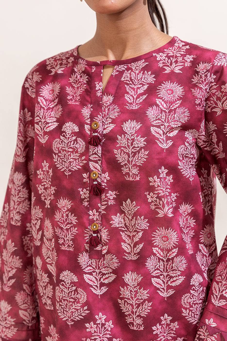 img_beechtree_lawn_awwal_boutique