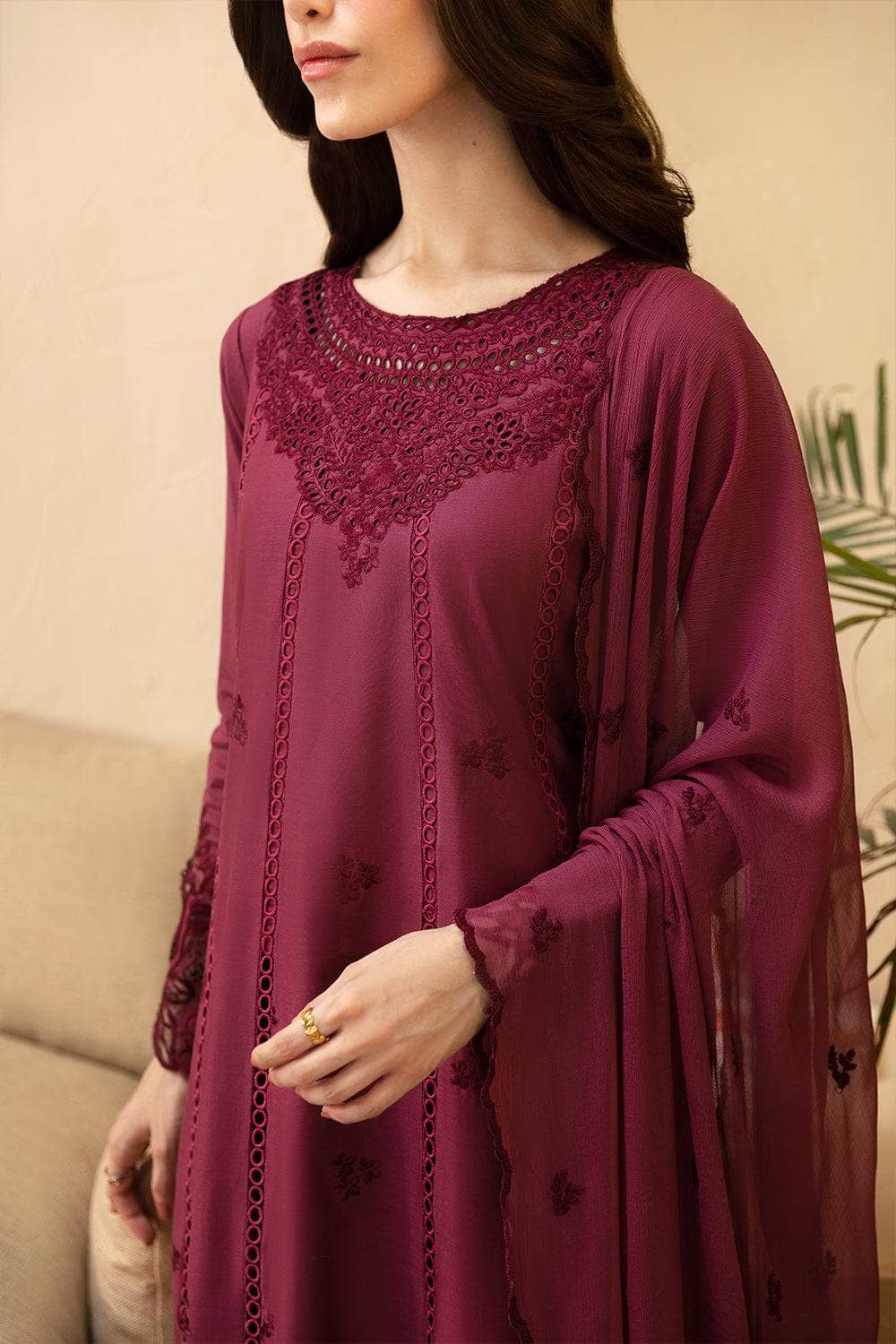 img_azure_luxe_festive_edit_awwal_boitique