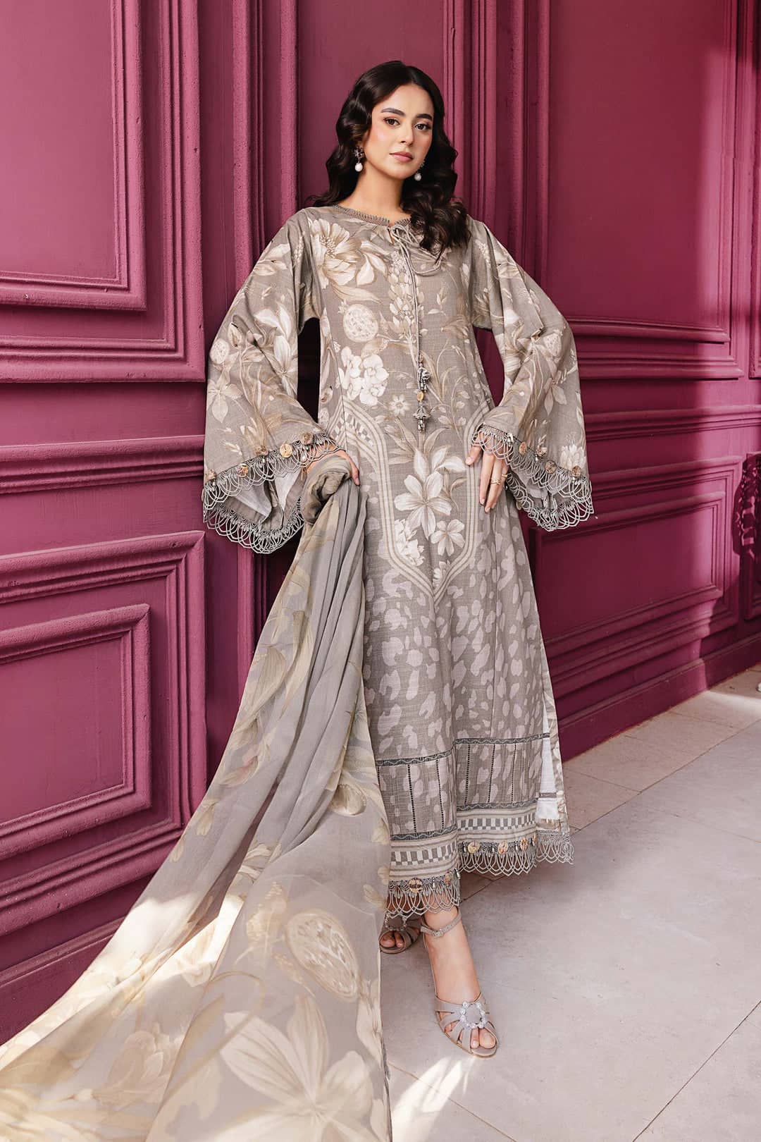 img_maria_b_m_basics_awwal_boutique