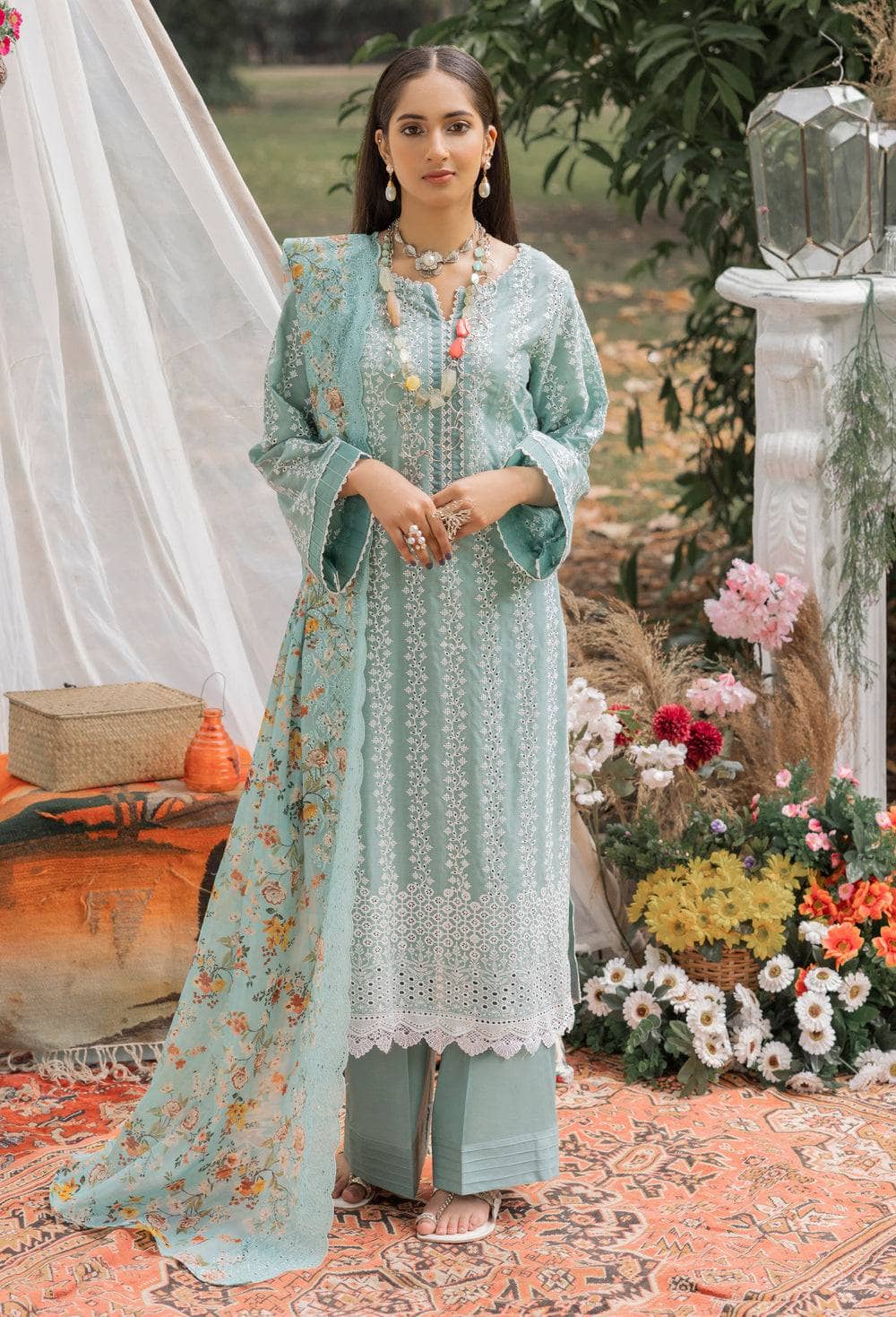 img_adans_libas_chikankari_lawn_23_awwal_boutique