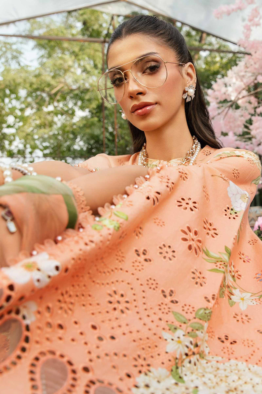 img_maria_b_lawn_awwal_boutique