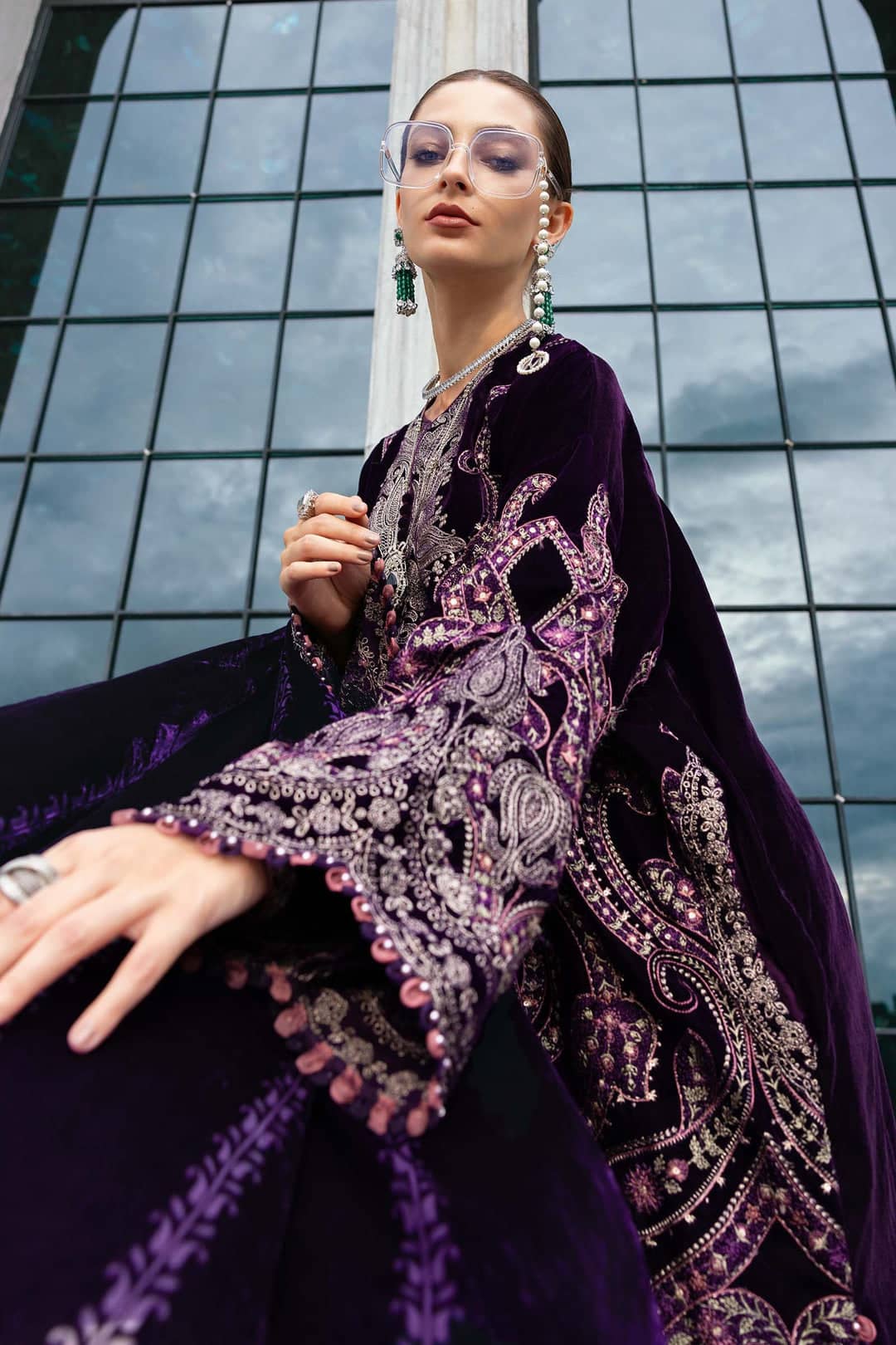 Maria B Winter Luxe 25/Embroideried Velvet Suit/Velvet Palachi Shawl/11/Dark Purple