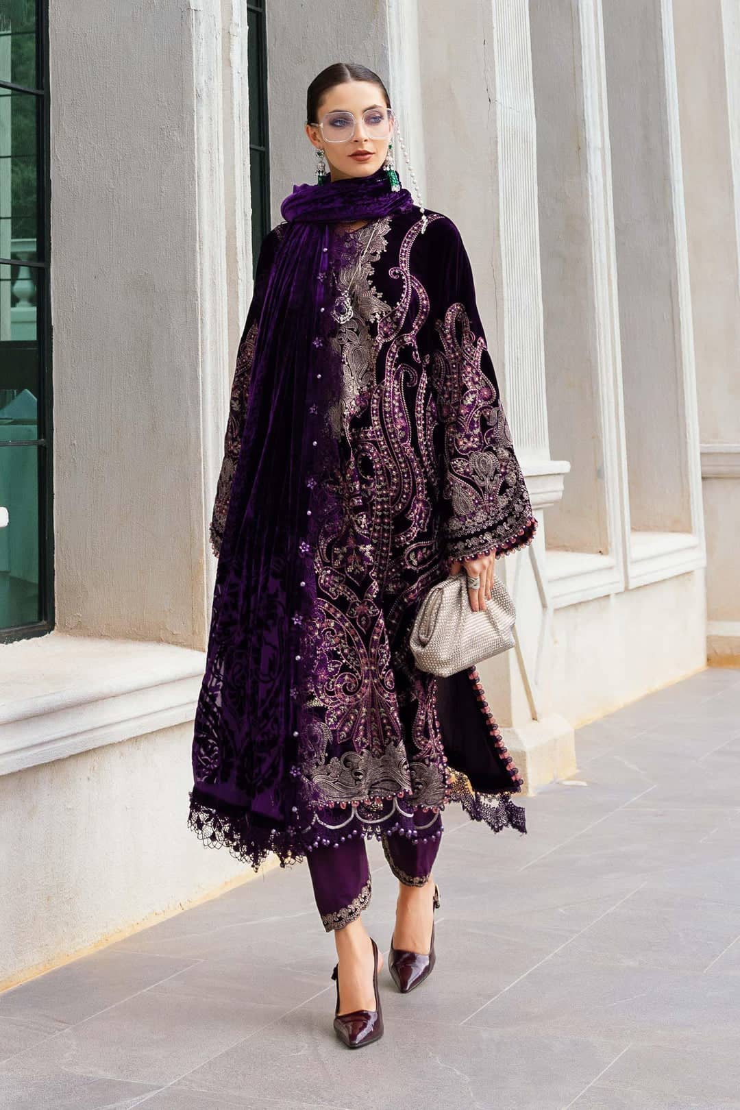 Maria B Winter Luxe 25/Embroideried Velvet Suit/Velvet Palachi Shawl/11/Dark Purple