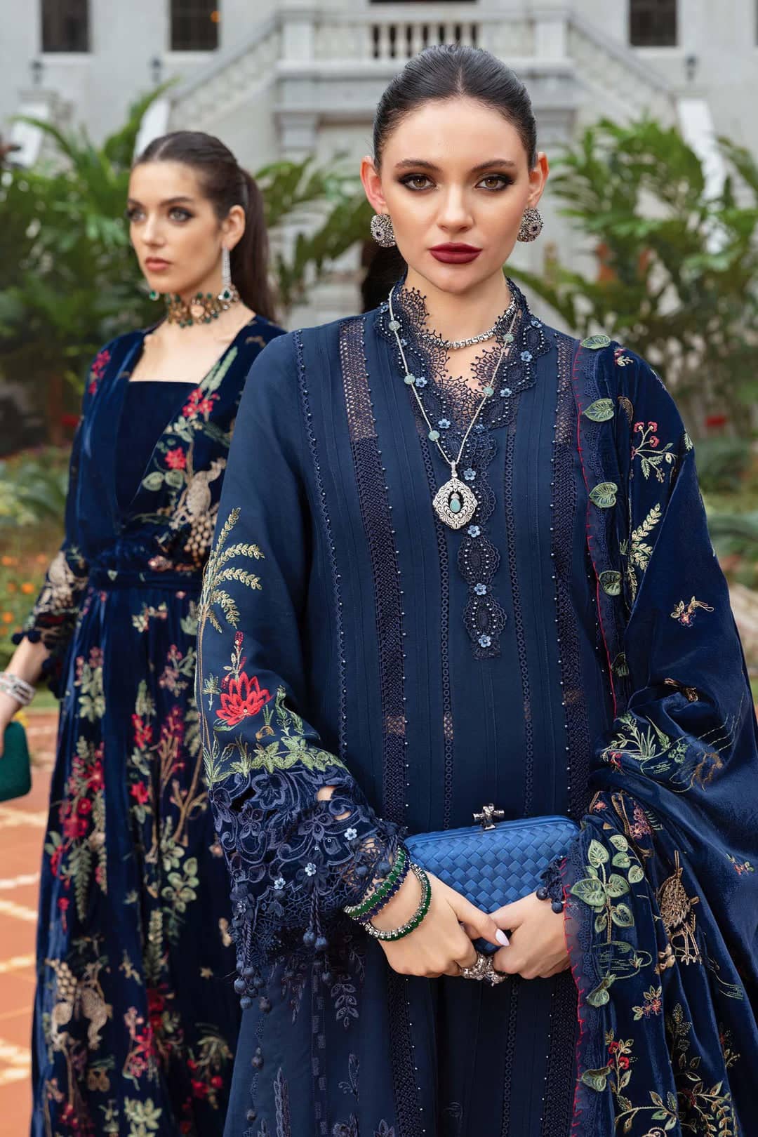 Maria B Winter Luxe 25/Embroideried Twill Linen Suit/Embroidered velvet Shawl/12/Navy Blue