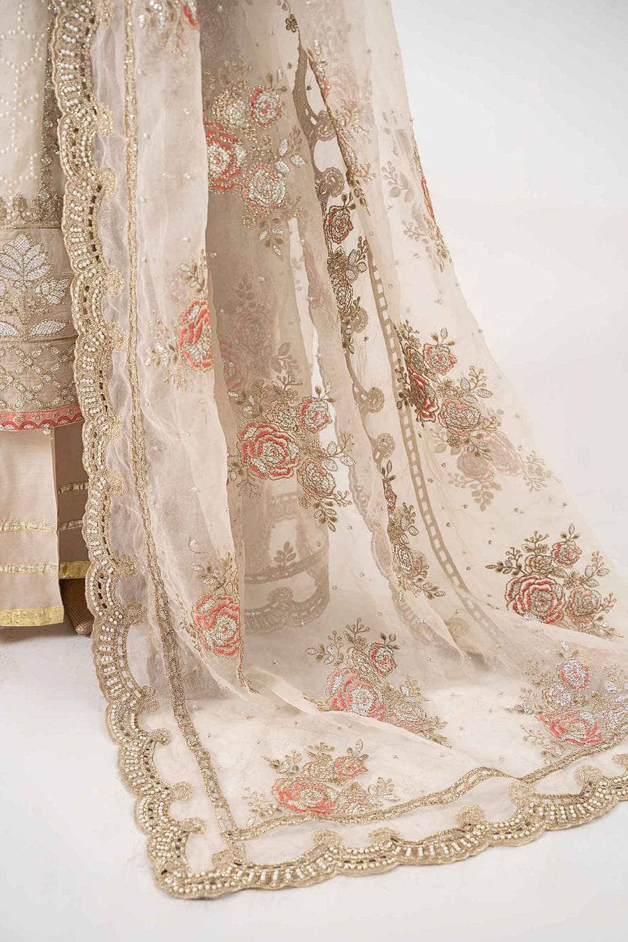 img_maria_b_mbroidered_awwal_boutique