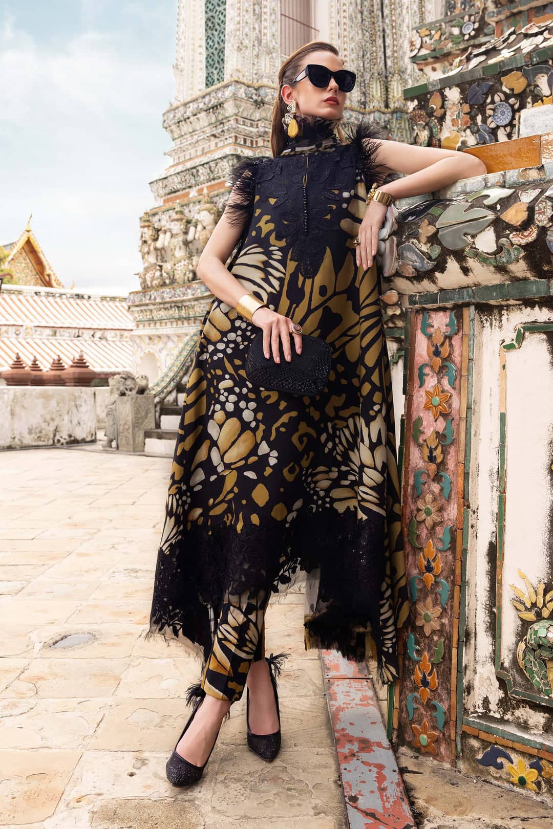 Maria B M Prints 25/Vol 2/9B/Winter Edit/Black/Embroideried Linen/Chiffon Dupatta