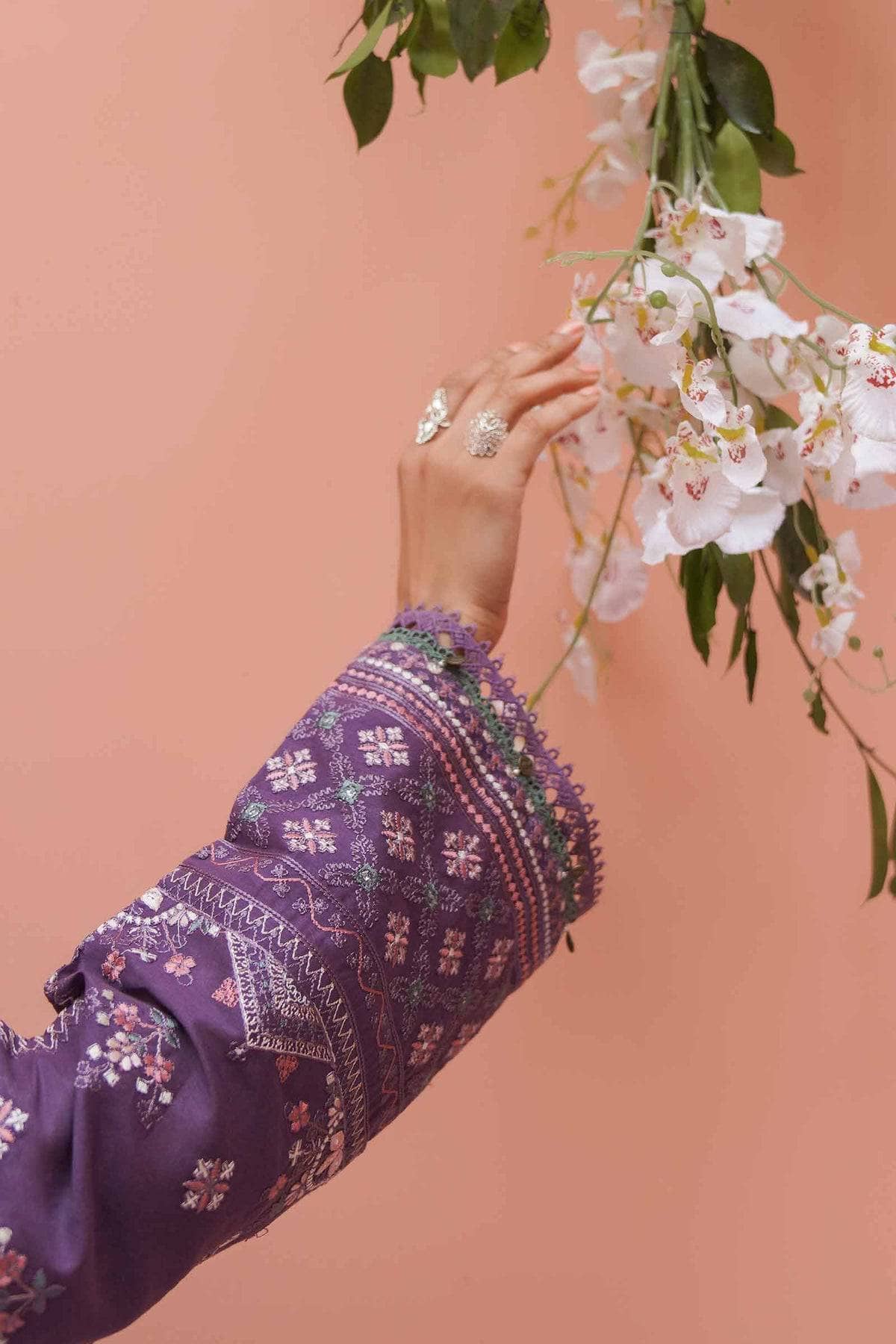 img_zara_shahjahan_lawn_23_awwal_boutique