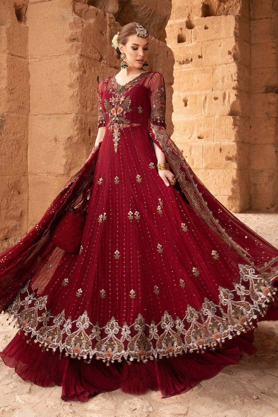 img_maria_b_lawn_24_awwal_boutique