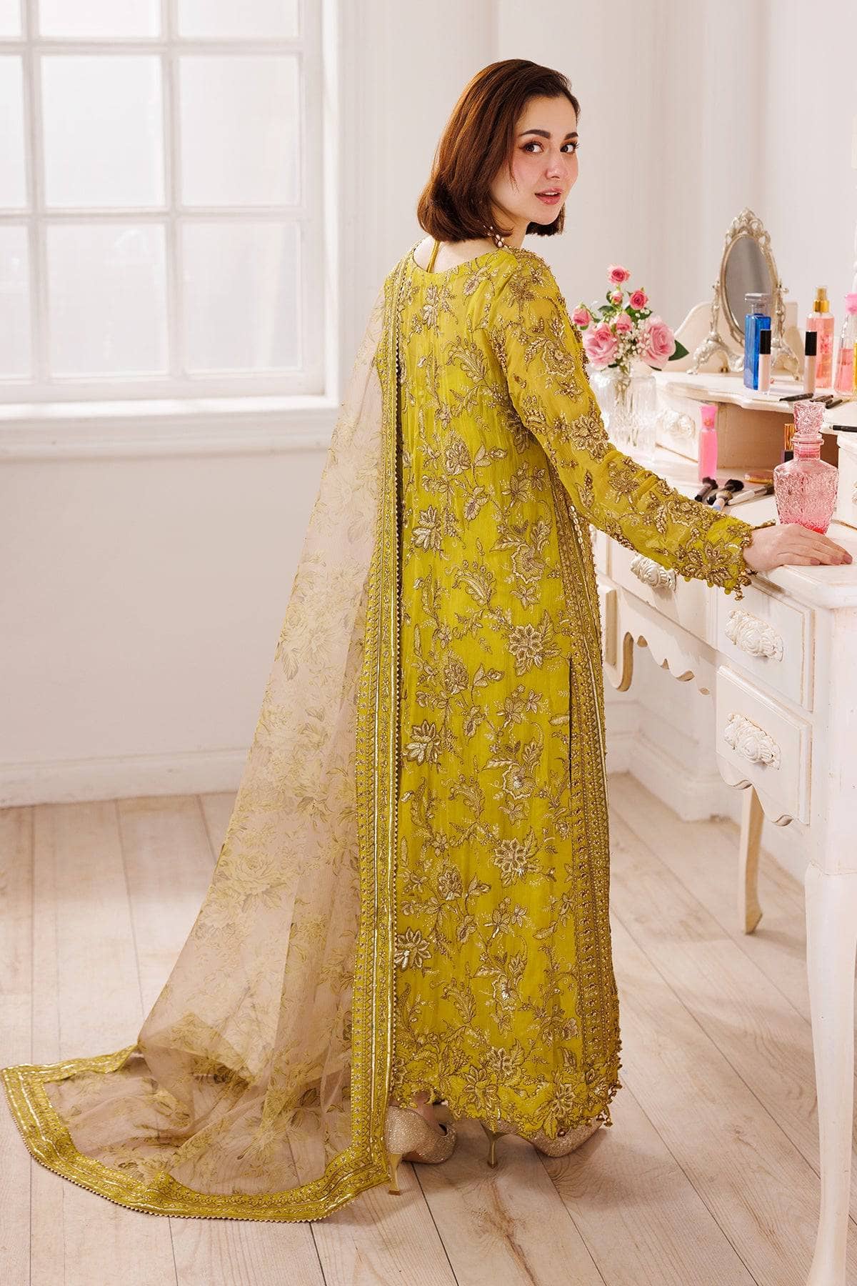 img_charizma_dastaan_e_jashan_awwal_boutique