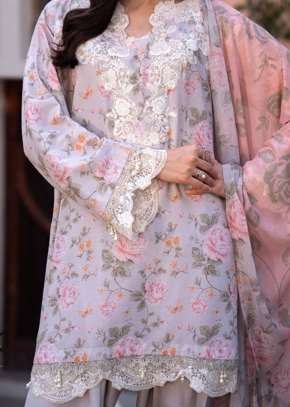 Myeesha Lawns/Kanwal