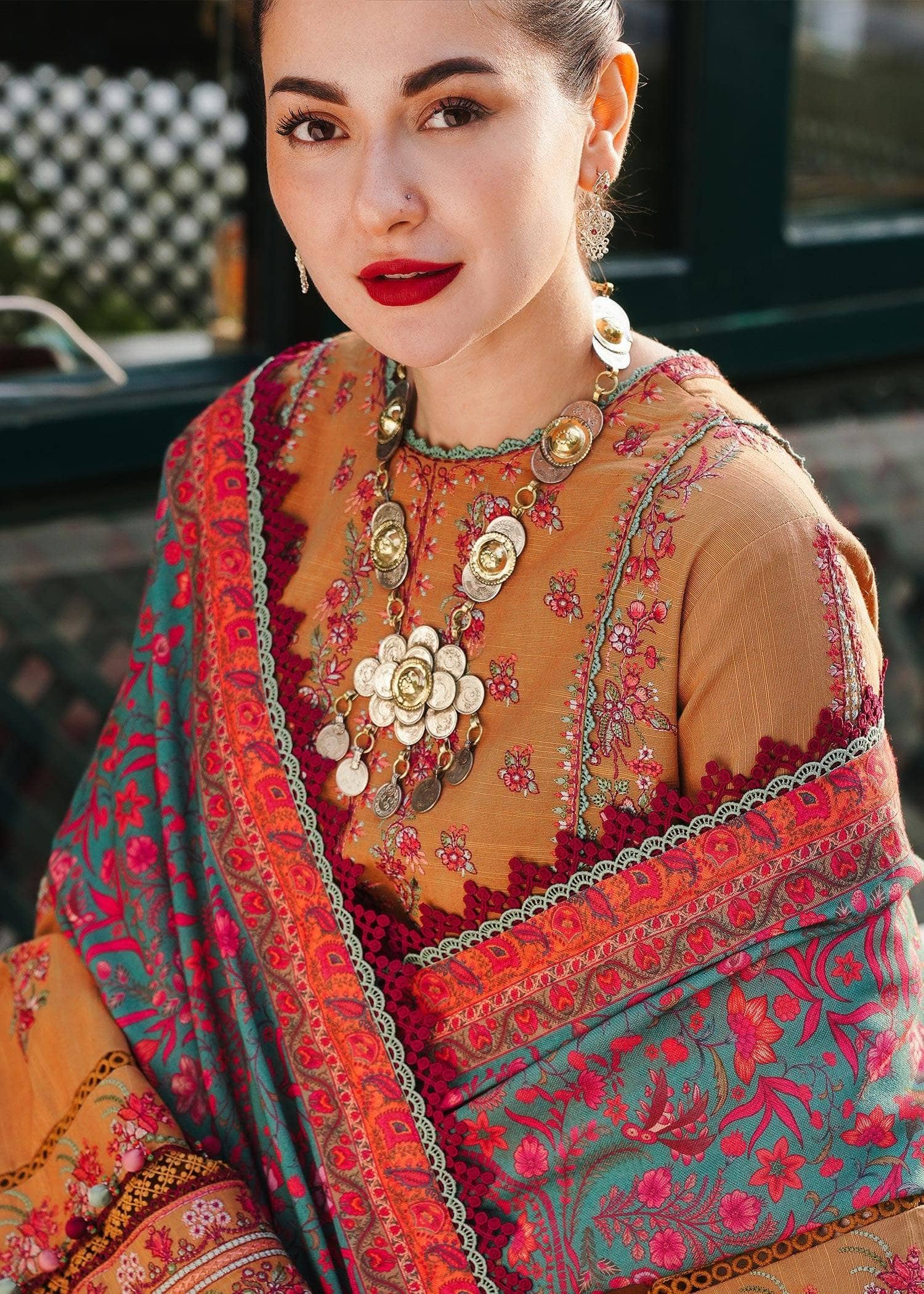 img_hussain_rehar_winter_shawls_awwal_boutique