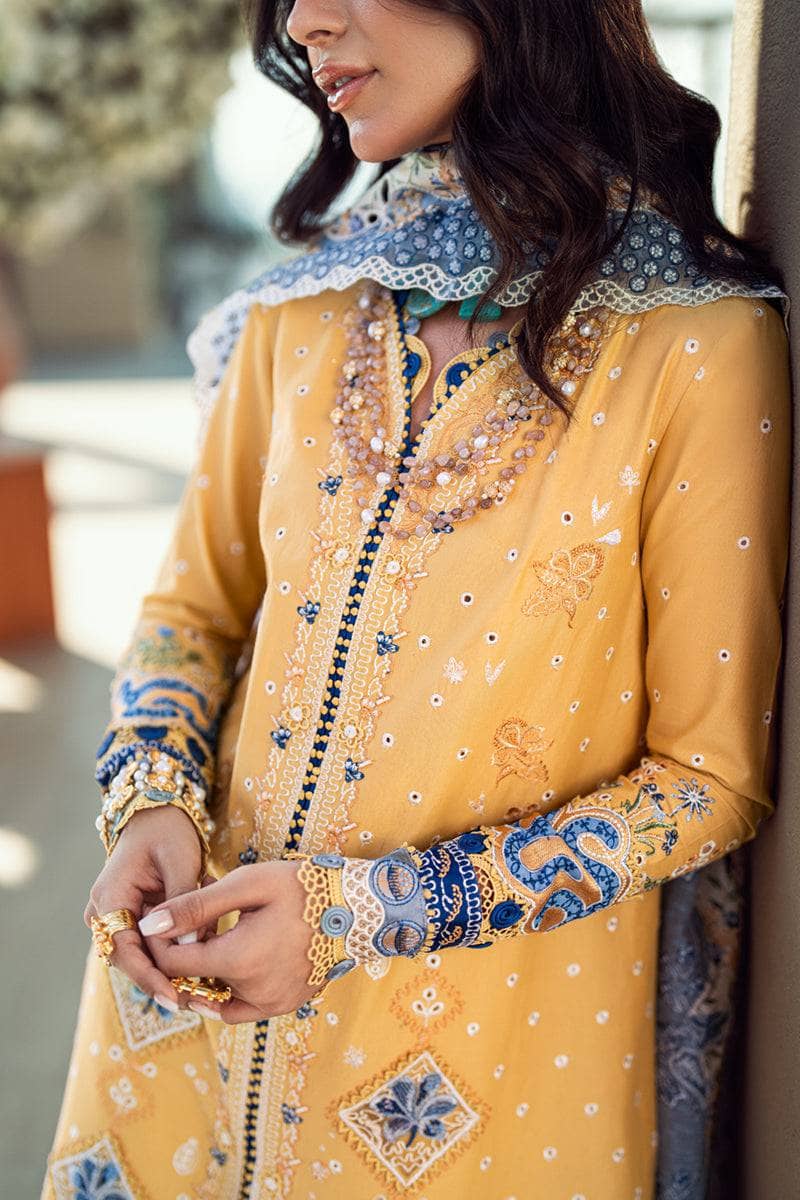 img_qalamkar_luxury_sahil_lawn_23_awwal_boutique