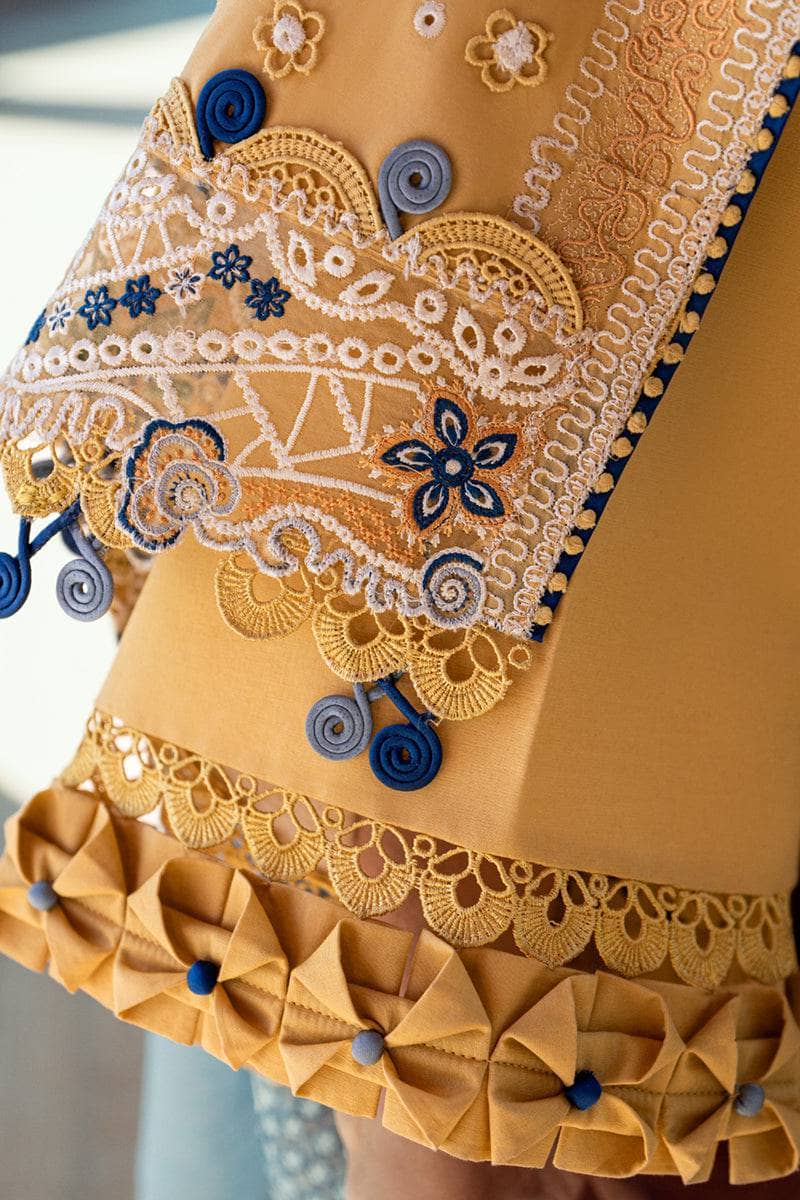 img_qalamkar_luxury_sahil_lawn_23_awwal_boutique