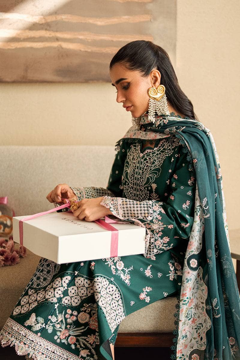 img_qalamkar_luxury_sahil_lawn_23_awwal_boutique